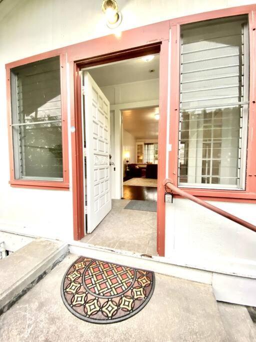 Your Hilo Homebase - Lovely 3 Bedroom In Heart Of Hilo With Ac! Eksteriør bilde