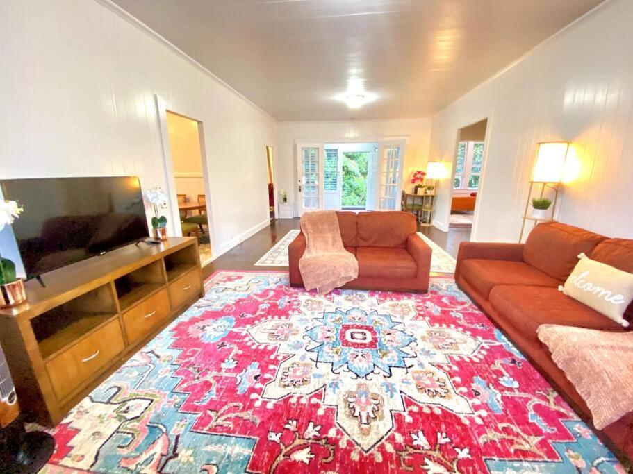Your Hilo Homebase - Lovely 3 Bedroom In Heart Of Hilo With Ac! Eksteriør bilde