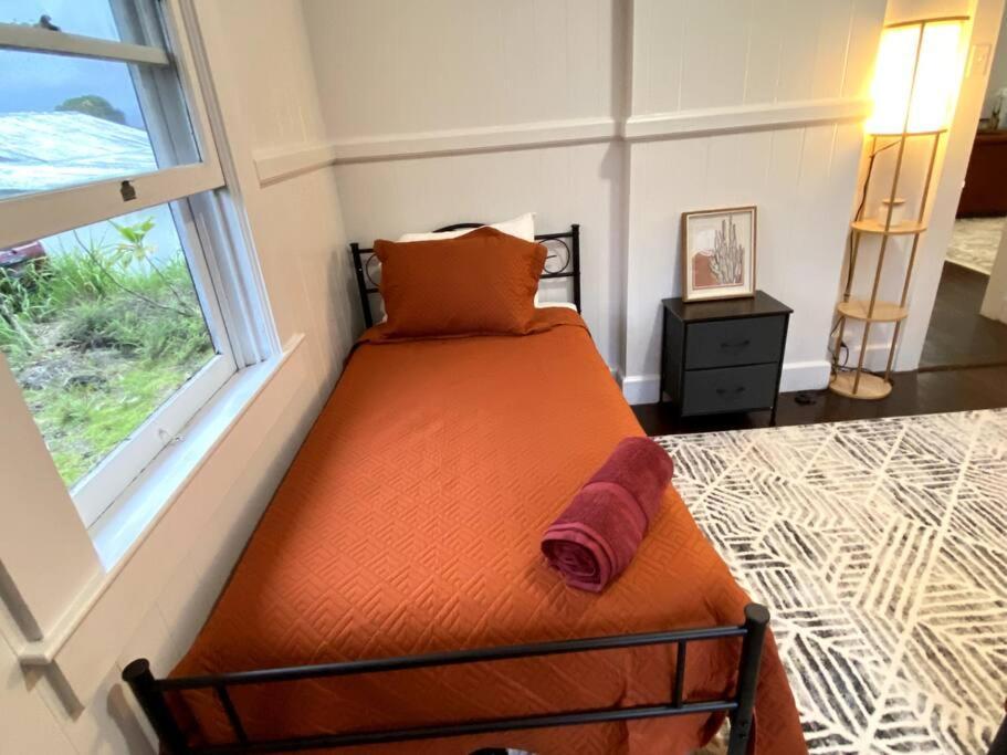 Your Hilo Homebase - Lovely 3 Bedroom In Heart Of Hilo With Ac! Eksteriør bilde