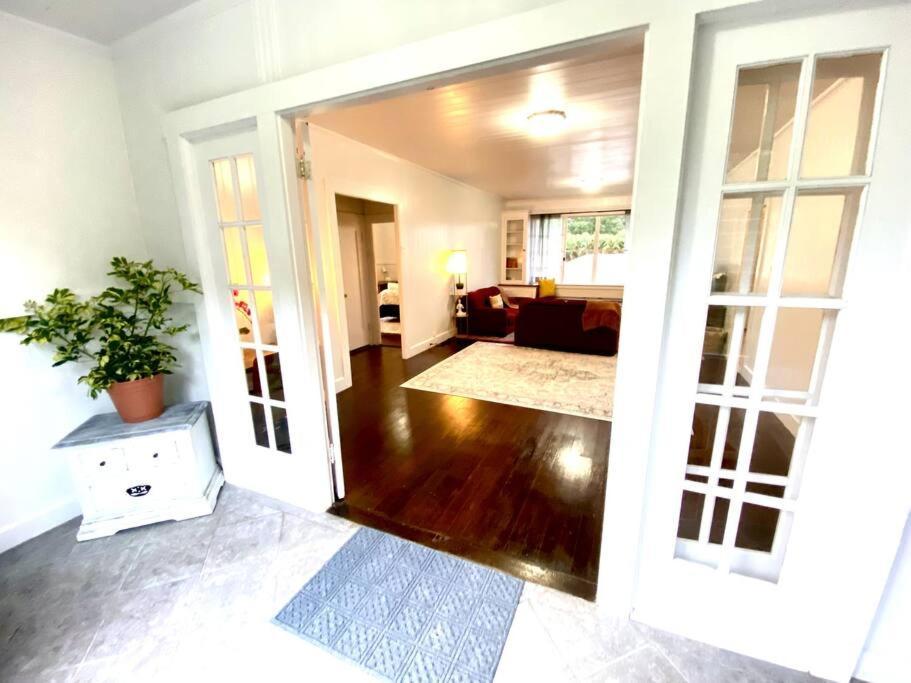 Your Hilo Homebase - Lovely 3 Bedroom In Heart Of Hilo With Ac! Eksteriør bilde