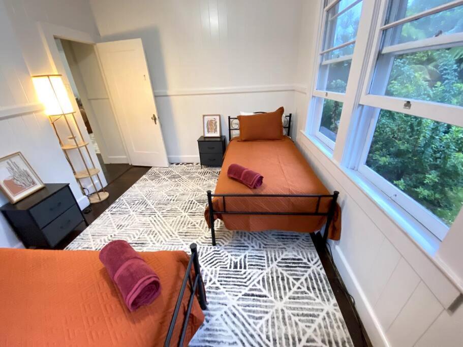 Your Hilo Homebase - Lovely 3 Bedroom In Heart Of Hilo With Ac! Eksteriør bilde